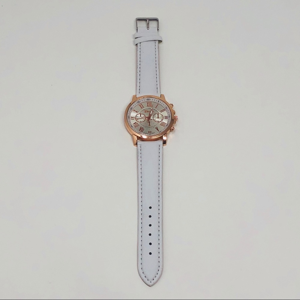 White leather watch - Picture 2 of 8